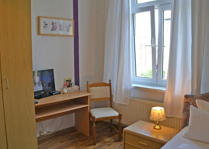 بيت ضيافة Zur Neisse غوين